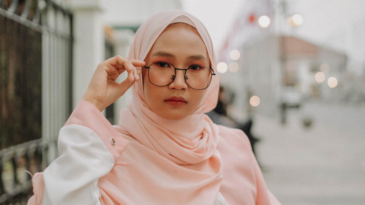 Menafsirkan Mimpi Membeli Kerudung: Simbolisme dan Maknanya