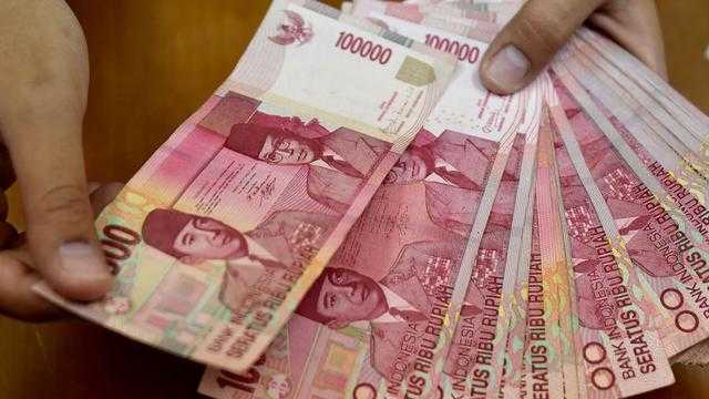 Mimpi Dikasih Uang Banyak: Makna, Interpretasi, dan Realita