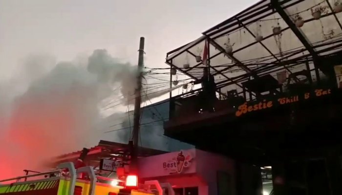 Memahami Mimpi Kabel Listrik Terbakar: Interpretasi dan Potensi Maknanya
