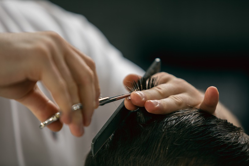 Memahami Tafsir Mimpi Potong Rambut 2D: Perspektif dan Interpretasi
