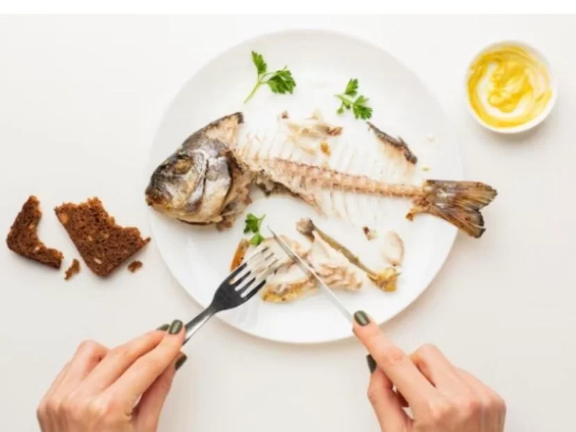 Mengungkap Makna Mimpi Makan Ikan: Interpretasi dan Signifikansinya