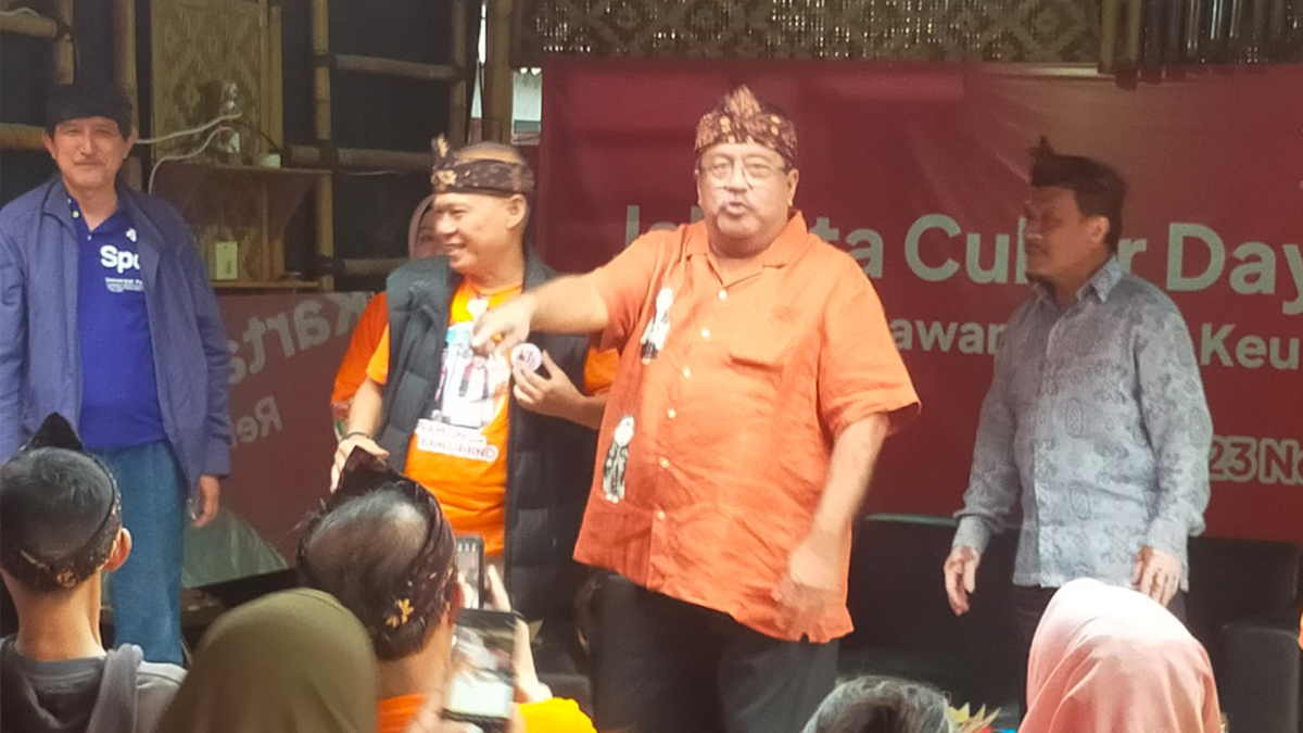 Menghitamkan Rambut Secara Alami: Solusi Alami untuk Rambut Lebih Gelap