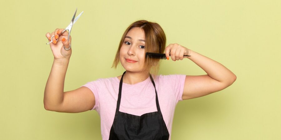 Mimpi Potong Rambut Sendiri: Makna, Simbolisme, dan Interpretasi